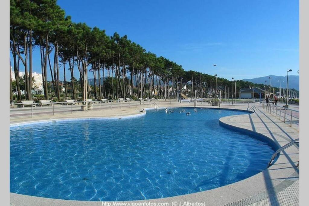 Apto. Reformado Primera Línea Playa De Samil, *